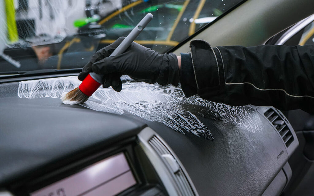 Simple Car Cleaning Tips for Fresher Interiors